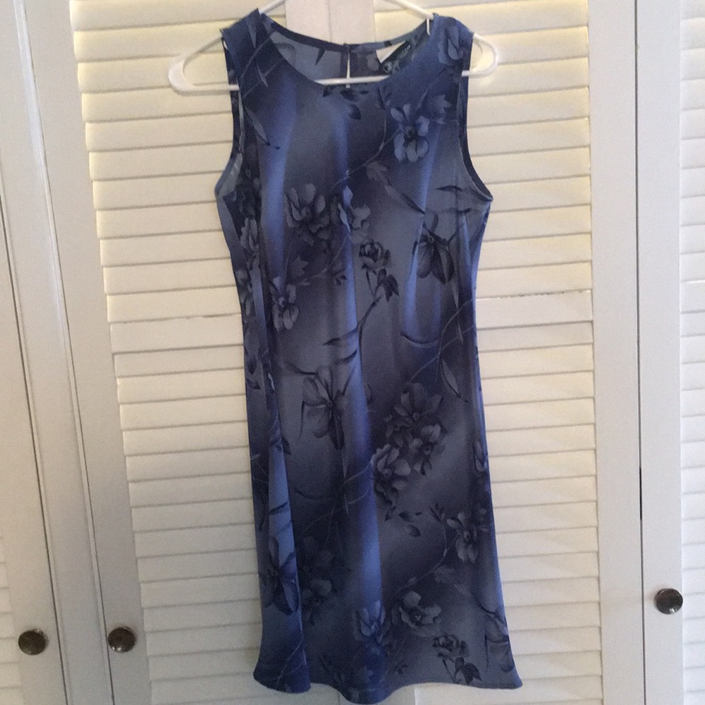 Beautiful sleeveless dress